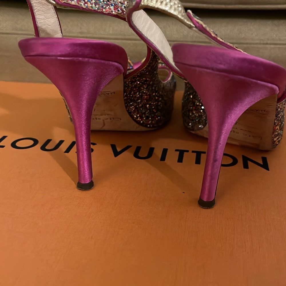 Kate Spade Pink Crystal Bow Heels - Picture 3 of 5
